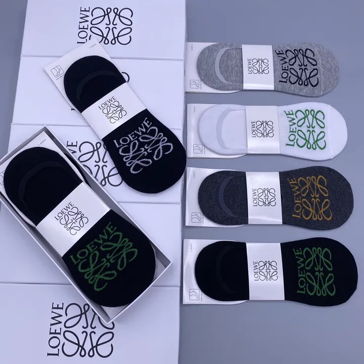 スーパーコピー ロエベ 靴下