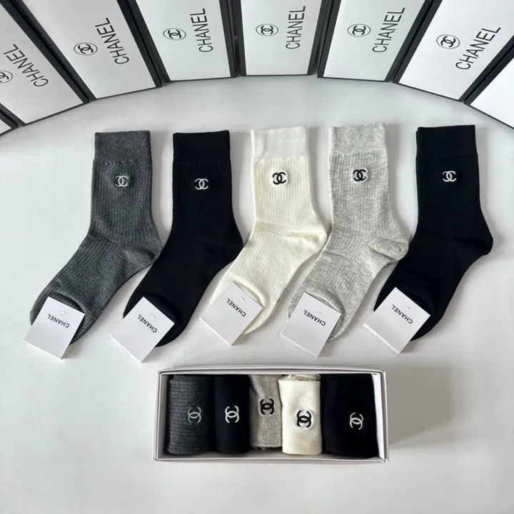 スーパーコピー シャネル 靴下