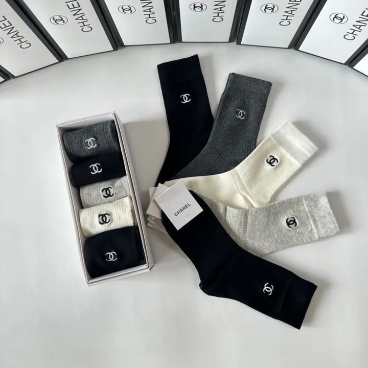 スーパーコピー シャネル 靴下