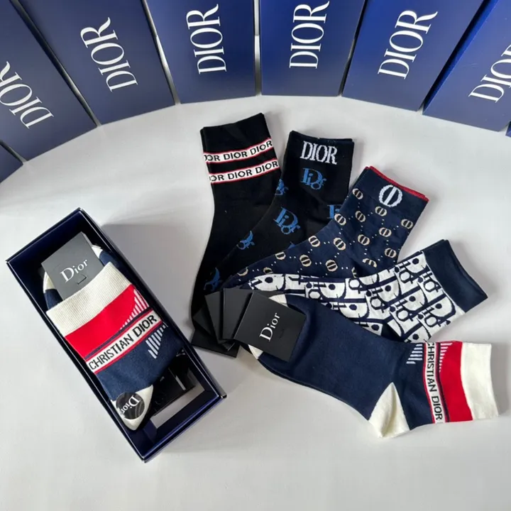 スーパーコピー ディオール 靴下