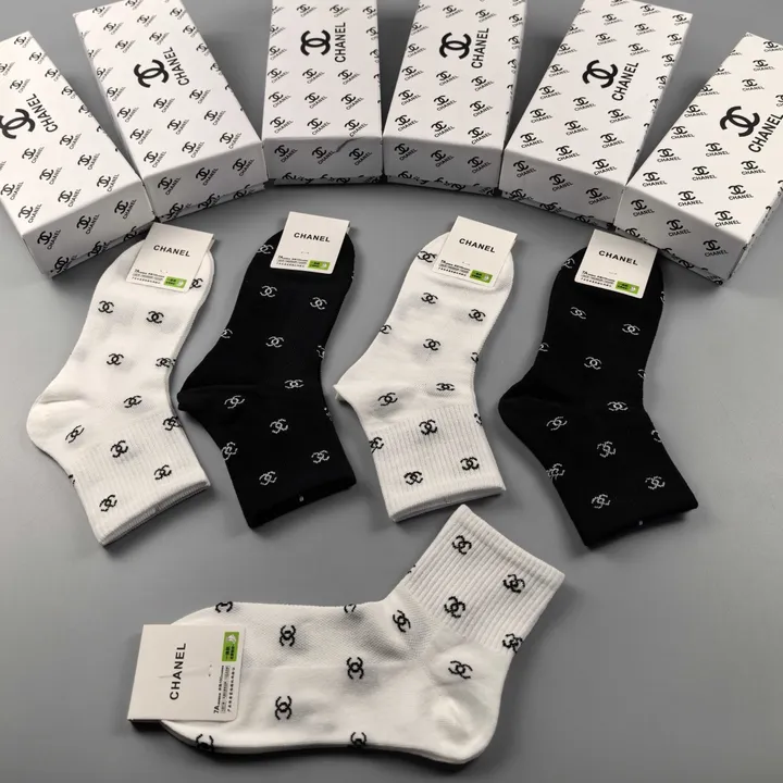 スーパーコピー シャネル 靴下