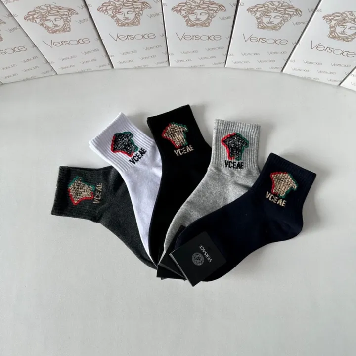 スーパーコピー ヴェルサーチ 靴下