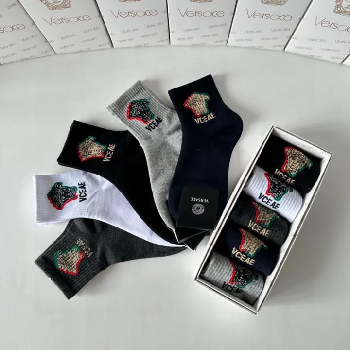 スーパーコピー ヴェルサーチ 靴下