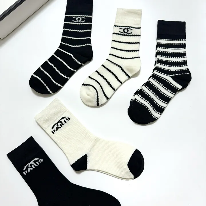 スーパーコピー シャネル 靴下
