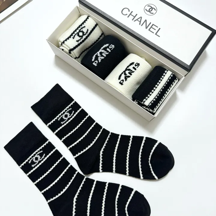 スーパーコピー シャネル 靴下