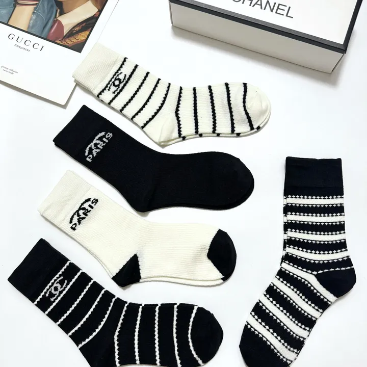 スーパーコピー シャネル 靴下