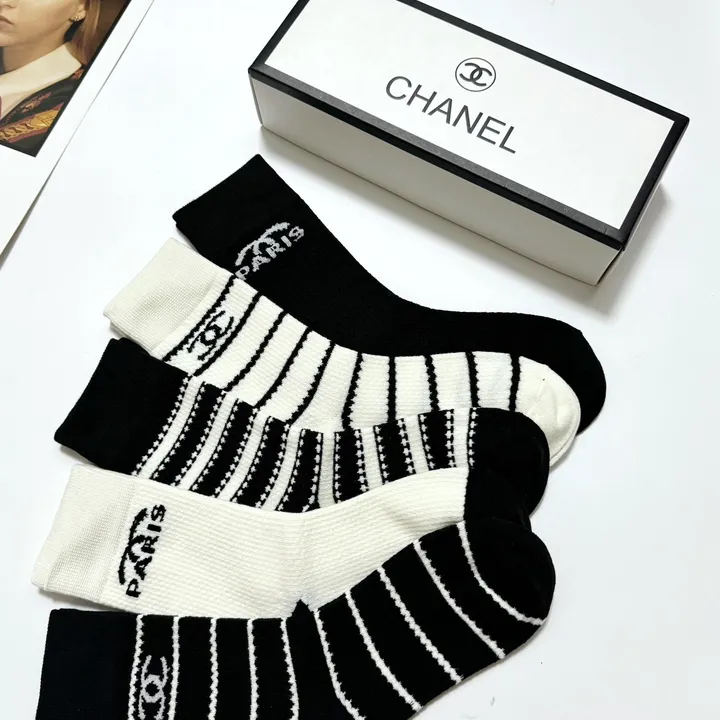 スーパーコピー シャネル 靴下