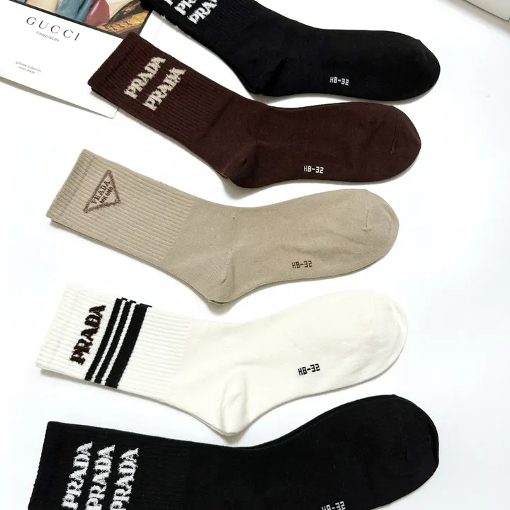 スーパーコピー シャネル 靴下