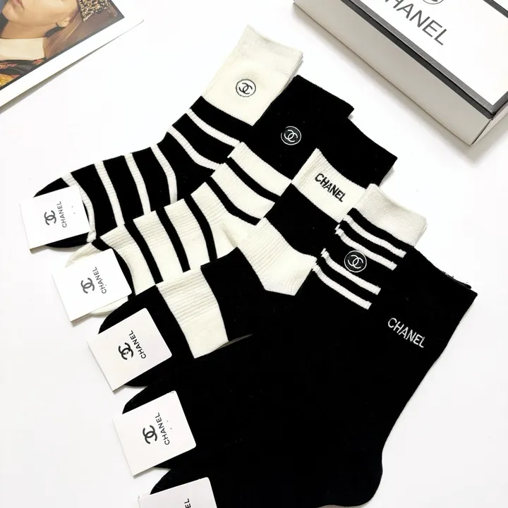 スーパーコピー シャネル 靴下