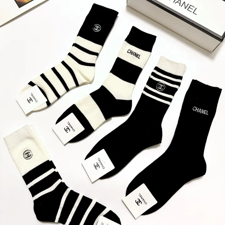 スーパーコピー シャネル 靴下