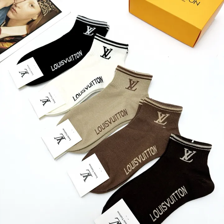 スーパーコピー ルイヴィトン 靴下