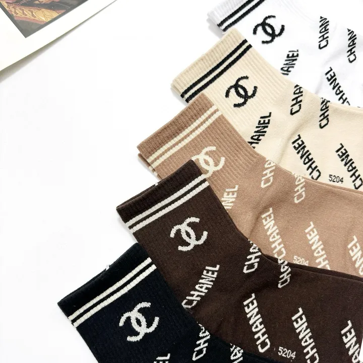 スーパーコピー シャネル 靴下