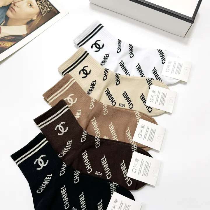 スーパーコピー シャネル 靴下