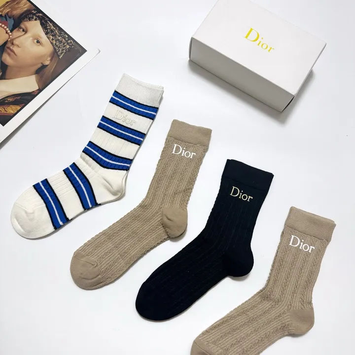 スーパーコピー ディオール 靴下