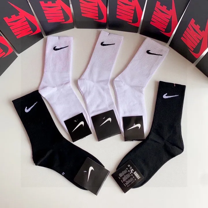 スーパーコピー ナイキ 靴下