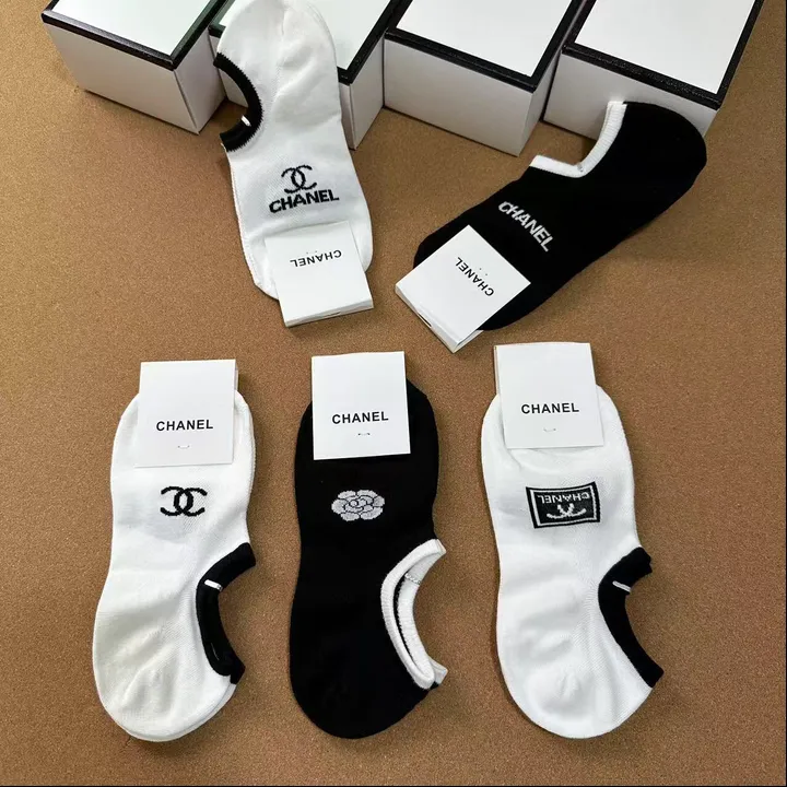 スーパーコピー シャネル 靴下