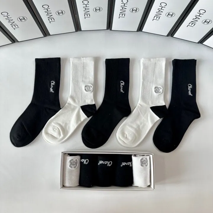 スーパーコピー シャネル 靴下