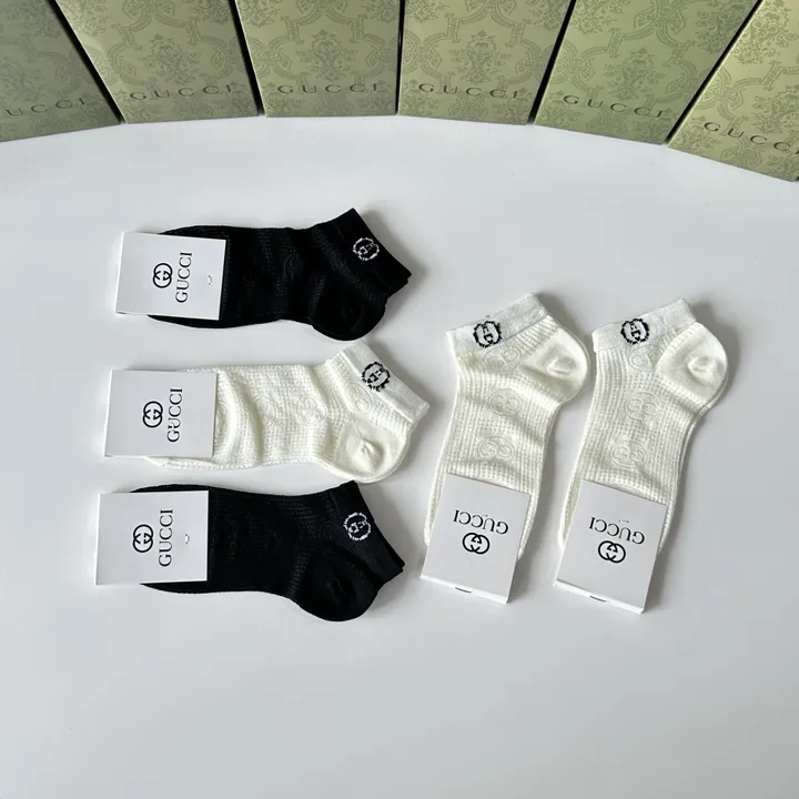 スーパーコピー グッチ 靴下