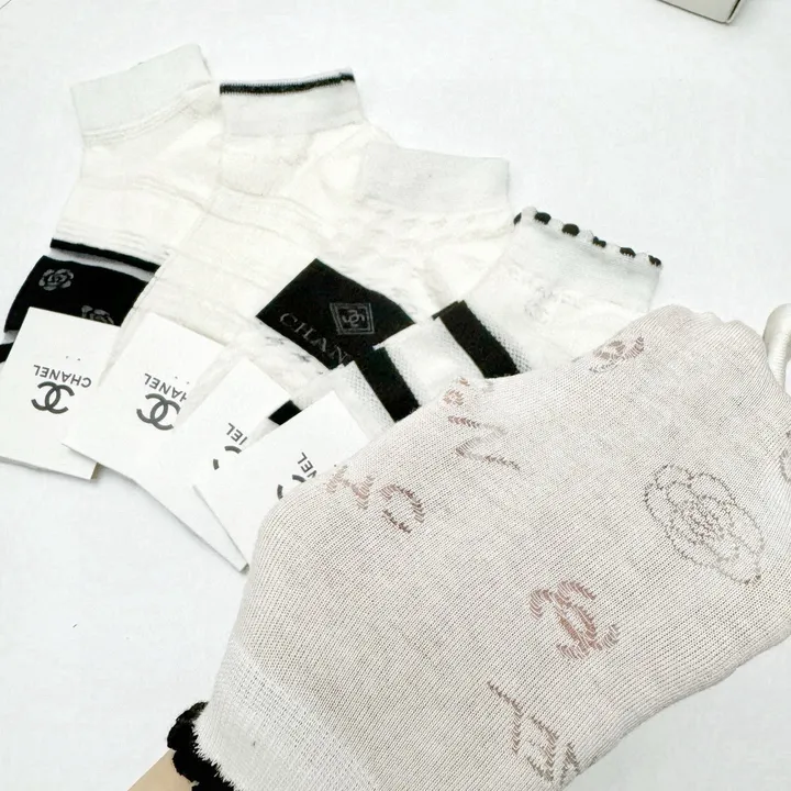 スーパーコピー シャネル 靴下