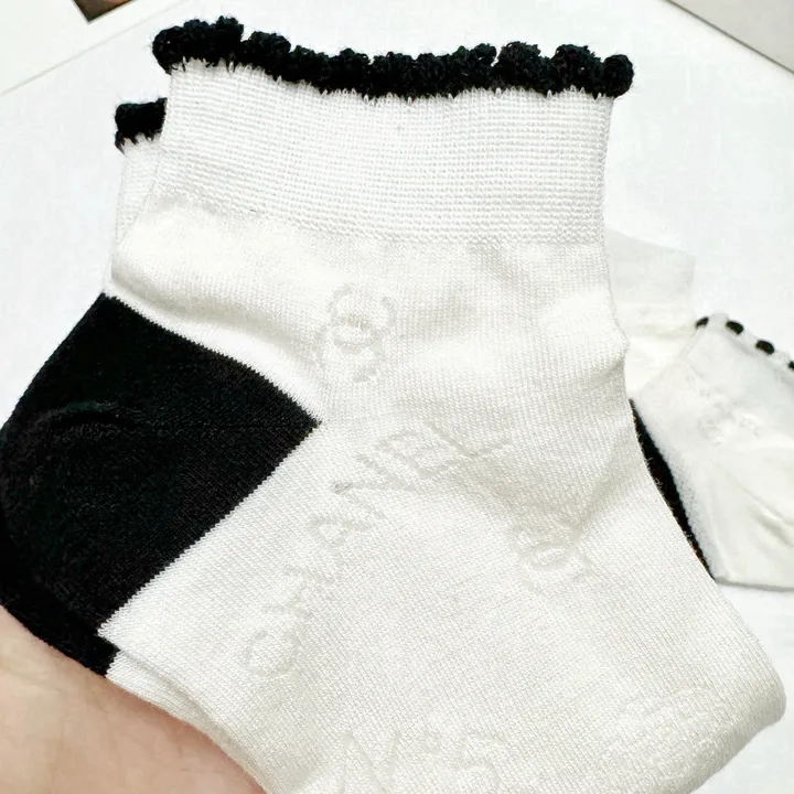 スーパーコピー シャネル 靴下