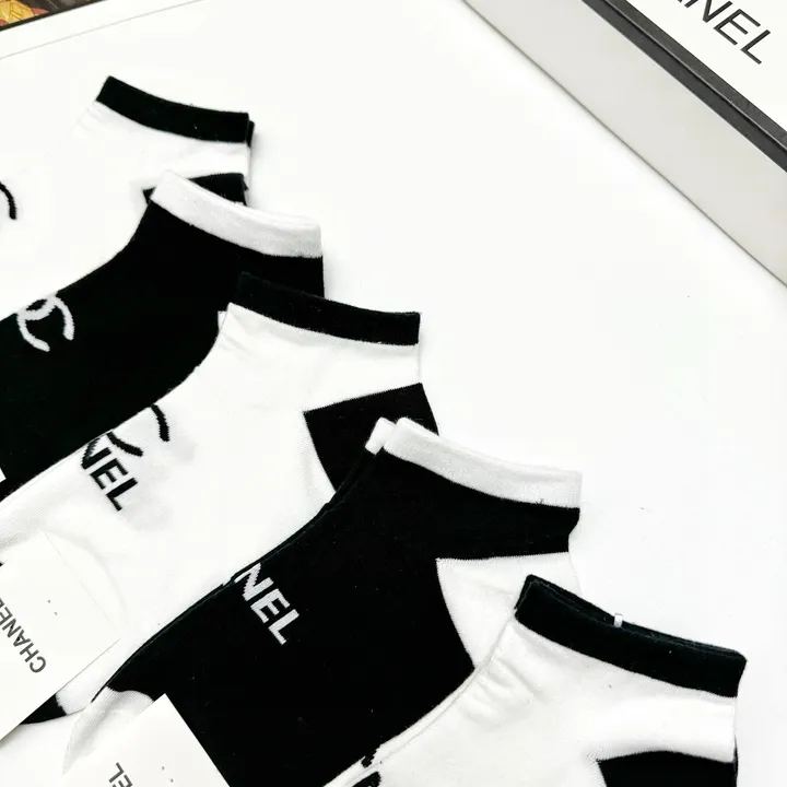 スーパーコピー シャネル 靴下
