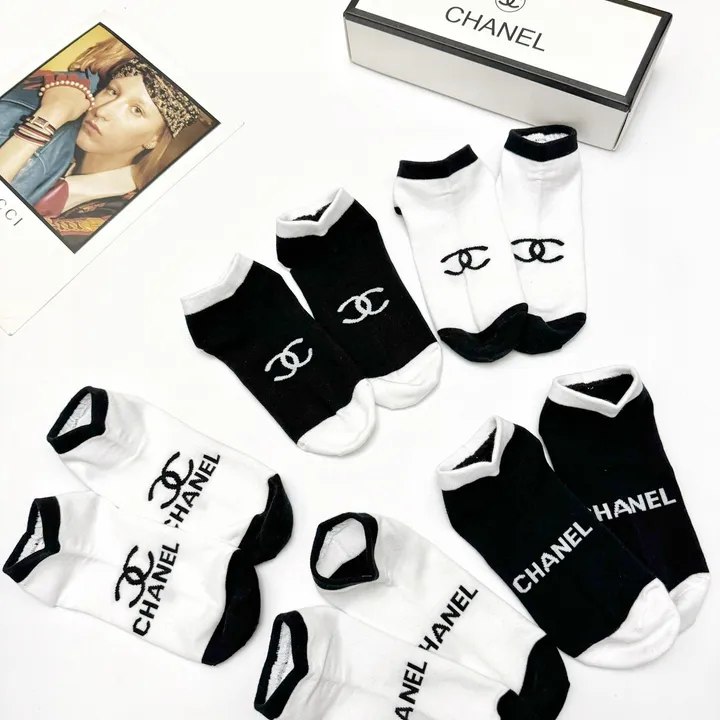 スーパーコピー シャネル 靴下