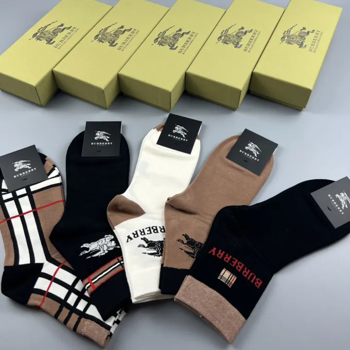 スーパーコピー バーバリー ス 靴下