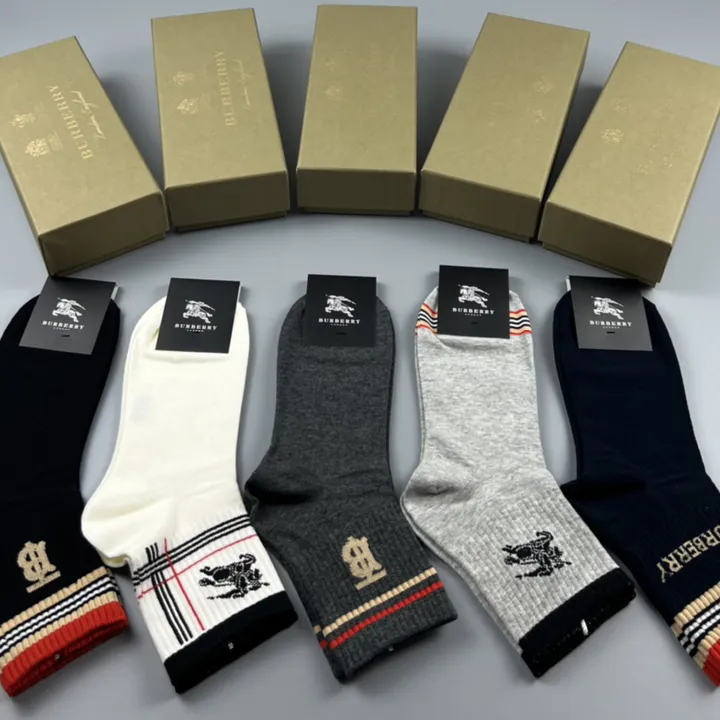 スーパーコピー バーバリー ス 靴下