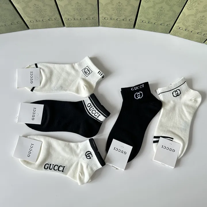 スーパーコピー グッチ 靴下