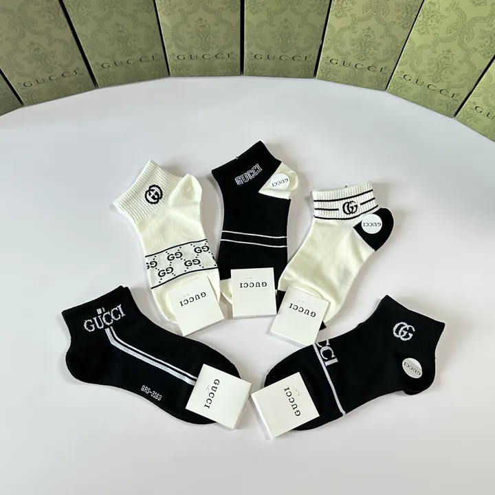 スーパーコピー グッチ 靴下