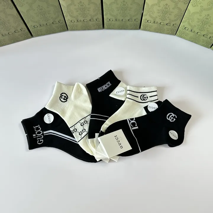 スーパーコピー グッチ 靴下