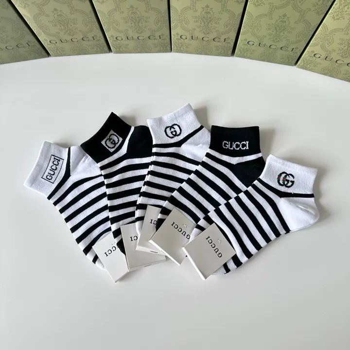 スーパーコピー グッチ 靴下