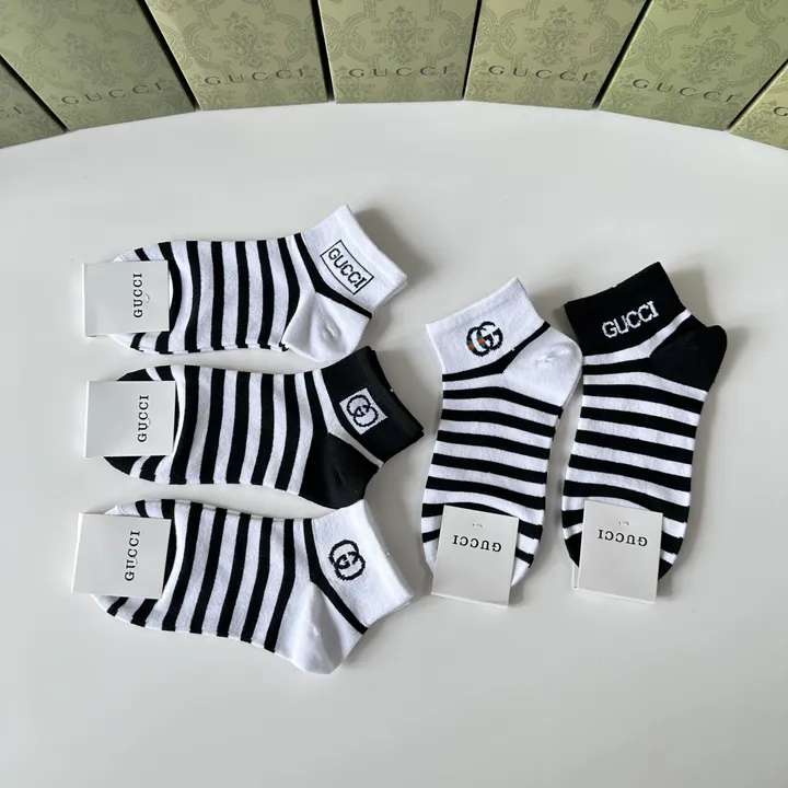 スーパーコピー グッチ 靴下