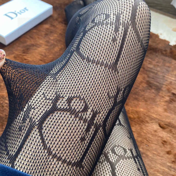 スーパーコピー ディオール 靴下