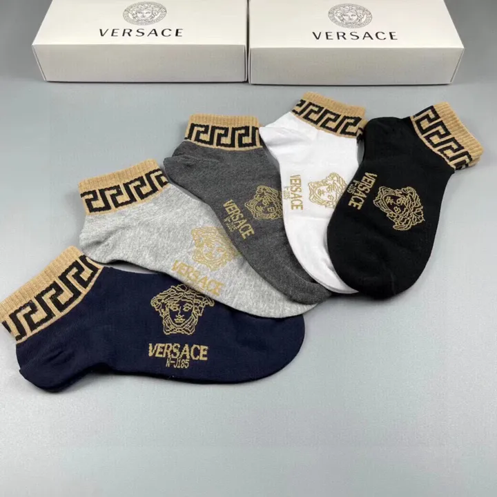 スーパーコピー ヴェルサーチ 靴下