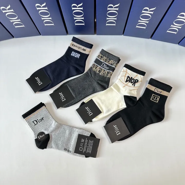 スーパーコピー ディオール 靴下