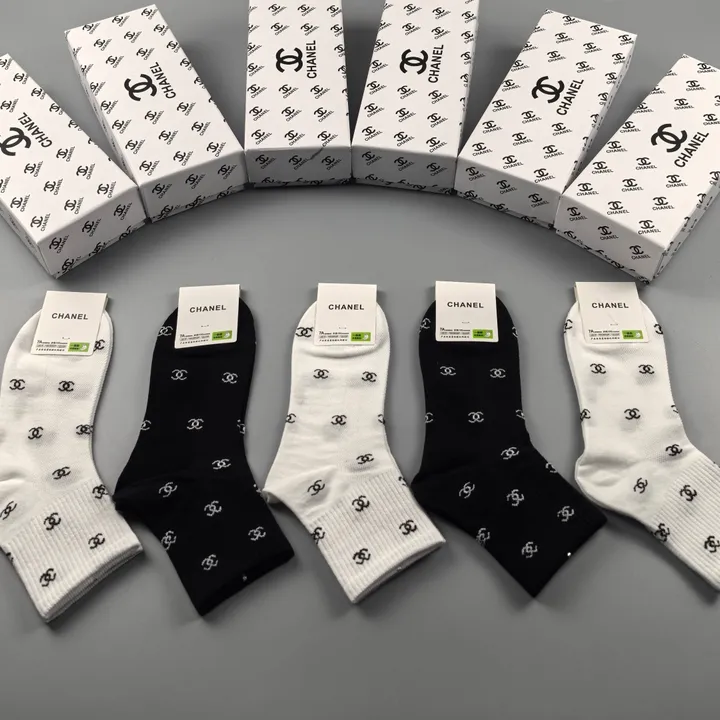 スーパーコピー シャネル 靴下