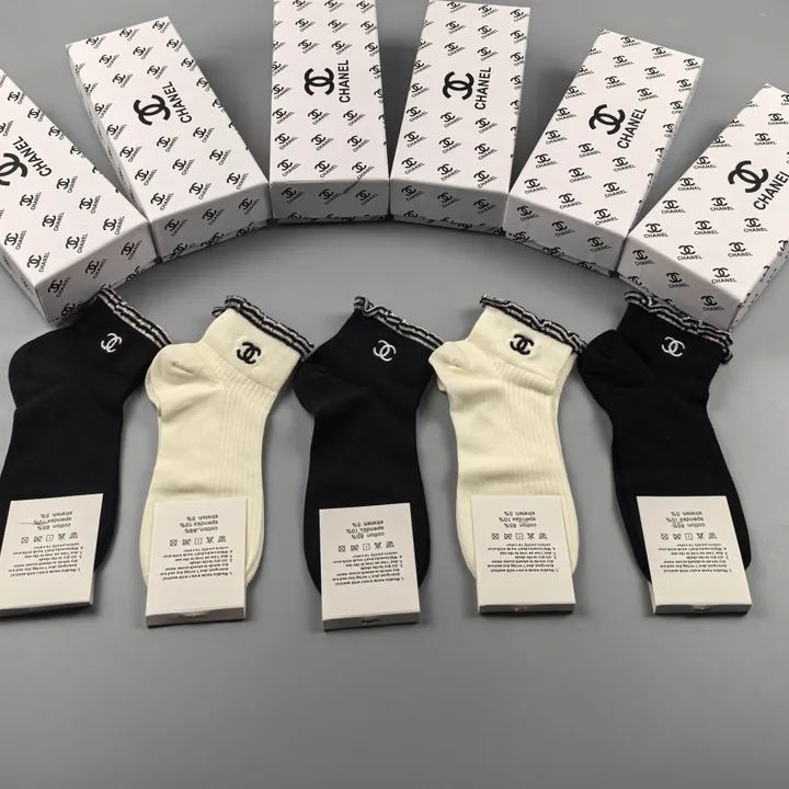 スーパーコピー シャネル 靴下