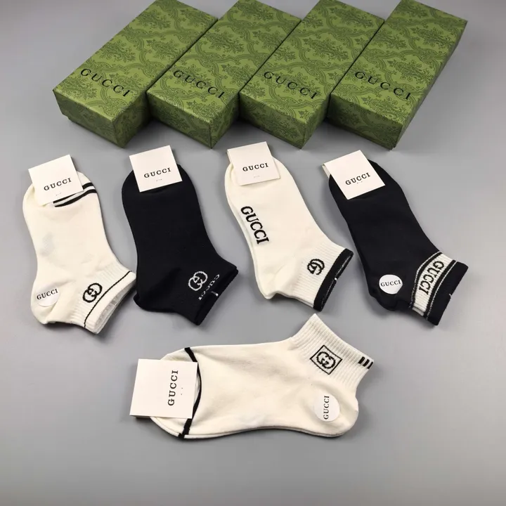 スーパーコピー グッチ 靴下