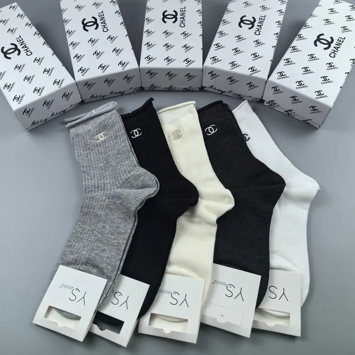 スーパーコピー シャネル 靴下