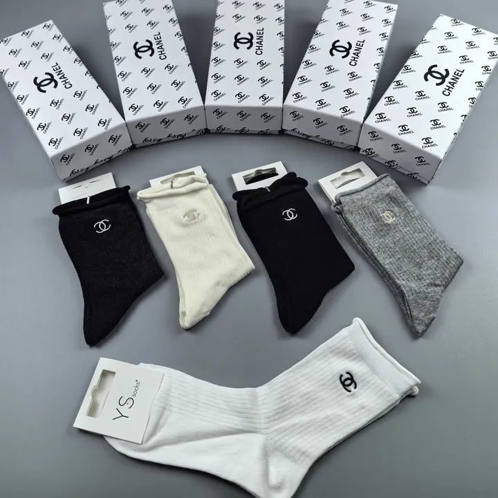 スーパーコピー シャネル 靴下