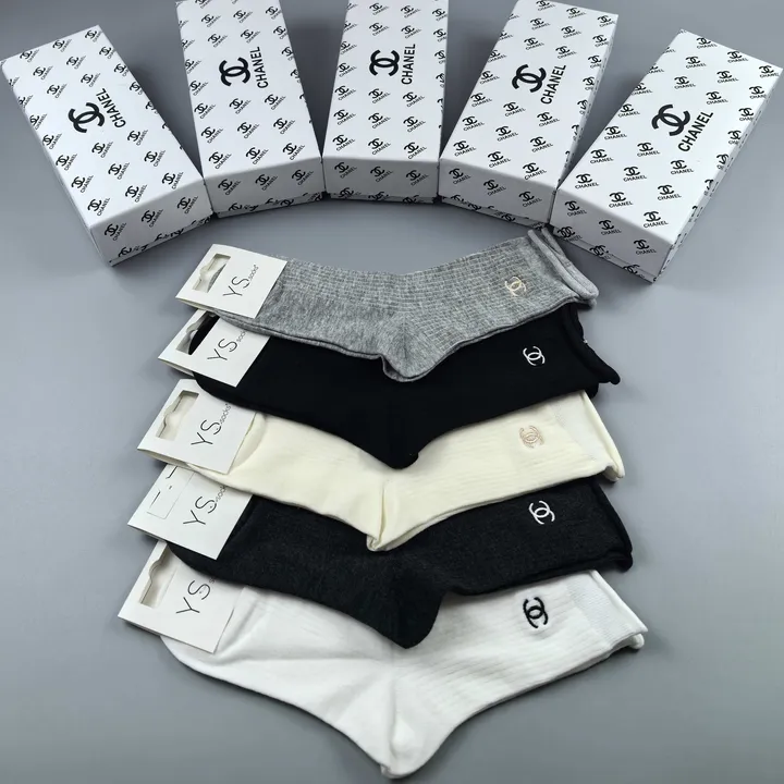 スーパーコピー シャネル 靴下