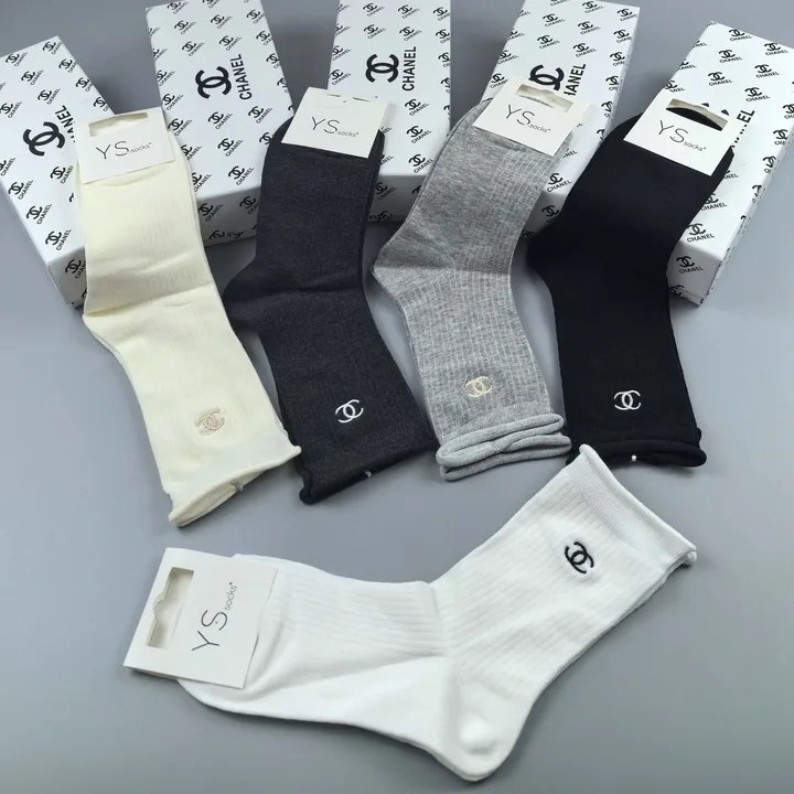 スーパーコピー シャネル 靴下
