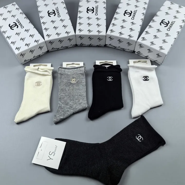 スーパーコピー シャネル 靴下