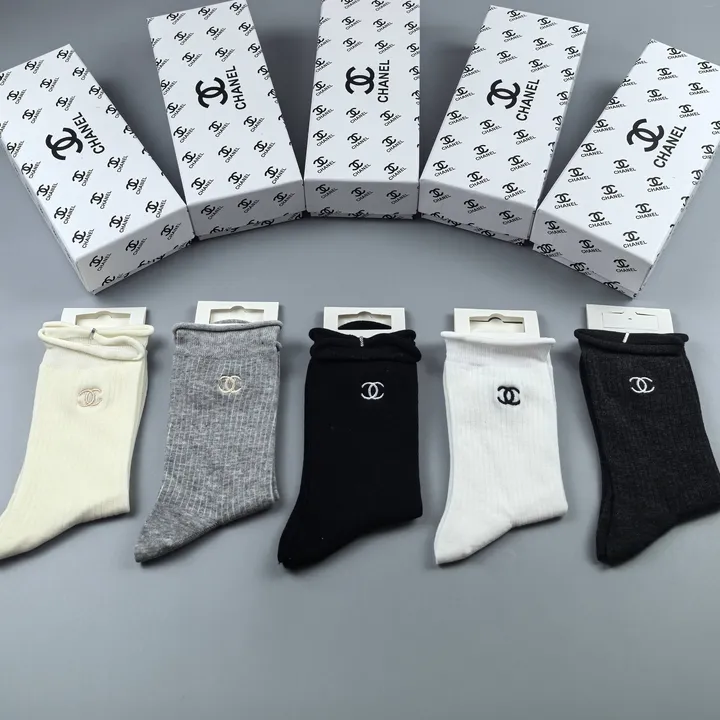 スーパーコピー シャネル 靴下