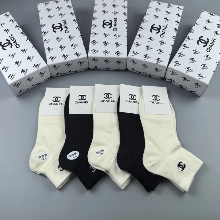 スーパーコピー シャネル 靴下