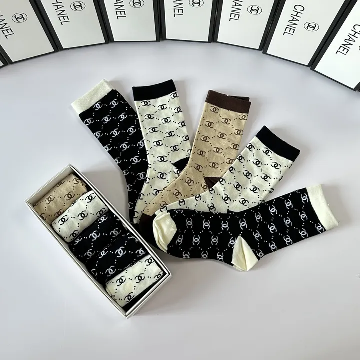 スーパーコピー シャネル 靴下