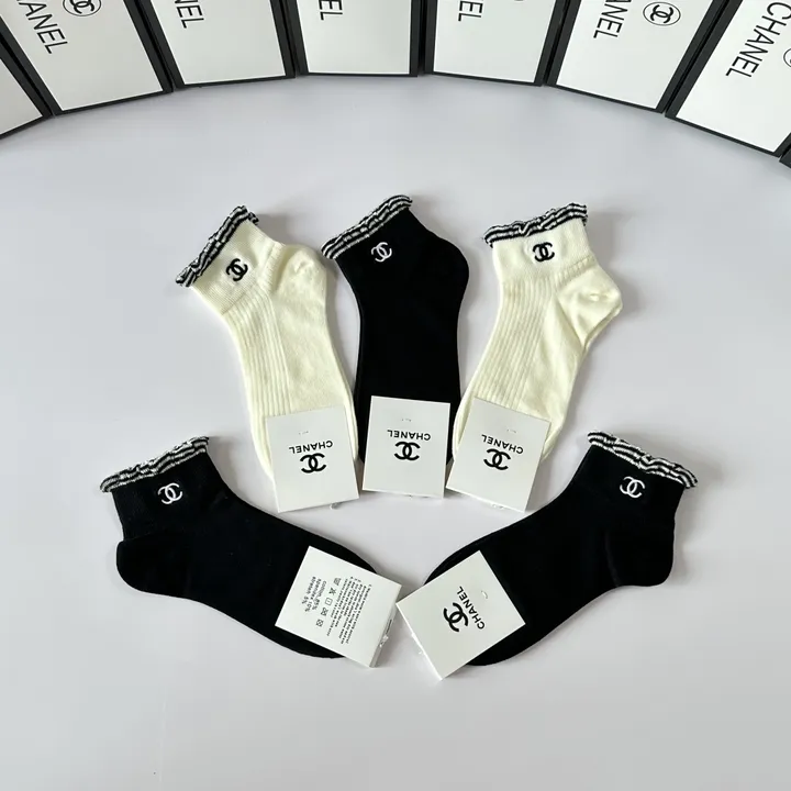 スーパーコピー シャネル 靴下
