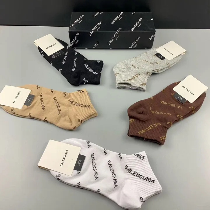 スーパーコピー バレンシアガ 靴下