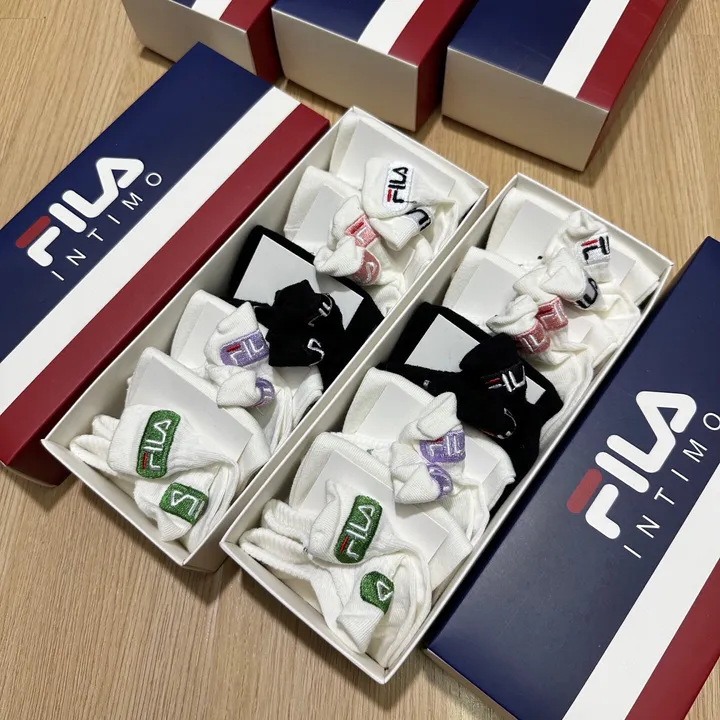 スーパーコピー アディダス 靴下